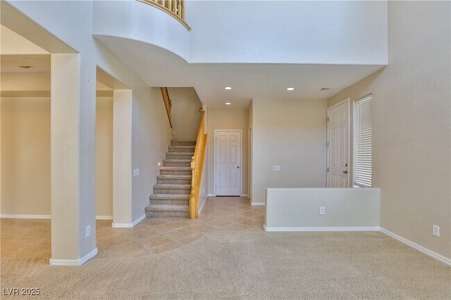Building Photo - 2687 Bothwell Pl