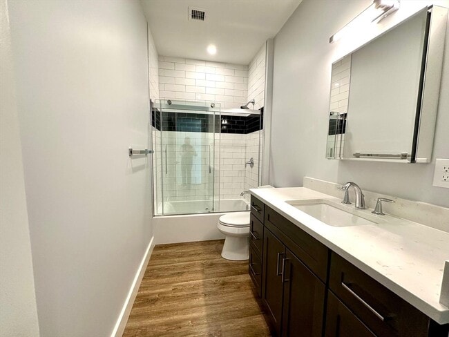 Building Photo - 21 Summer St