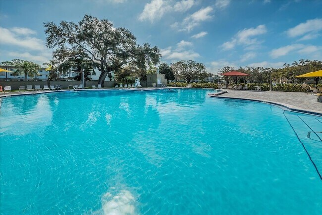 Building Photo - 2040 World Pkwy Blvd