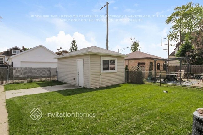 Building Photo - 6155 W Patterson Ave