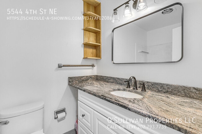 Building Photo - 5544 4th St NE