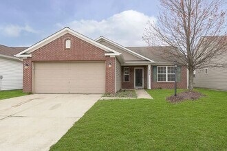 Building Photo - Newly Refurbished 3-Bedroom Ranch in Noblesville!