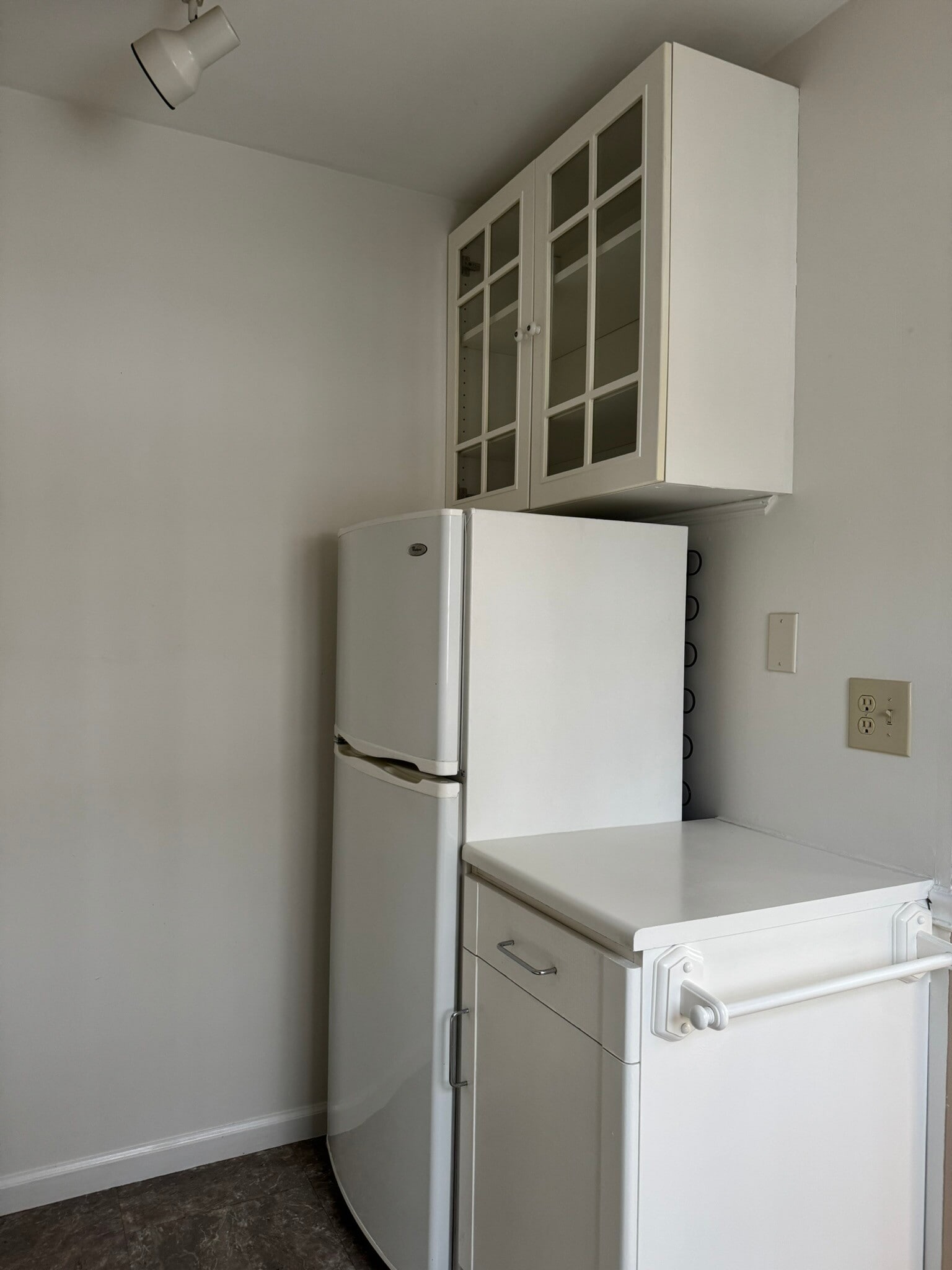 Building Photo - 75 Fostertown Rd