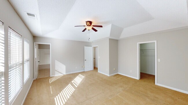 Building Photo - 8139 Deodora Cedar Ln