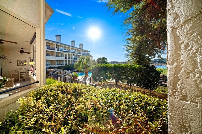 Building Photo - 3404 American Dr