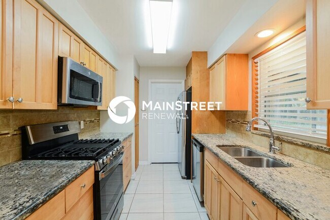 Building Photo - 3 Bedroom Pet-Friendly Home in Longwood, FL with Main Street Renewal