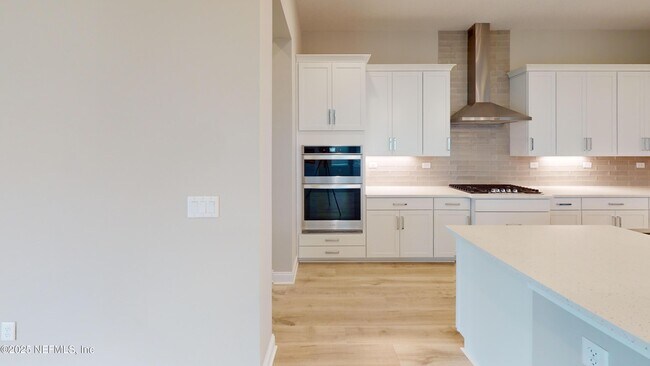 Building Photo - 511 Marquesa Cir
