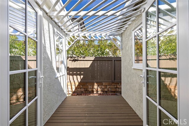 Building Photo - 508 Seaview St