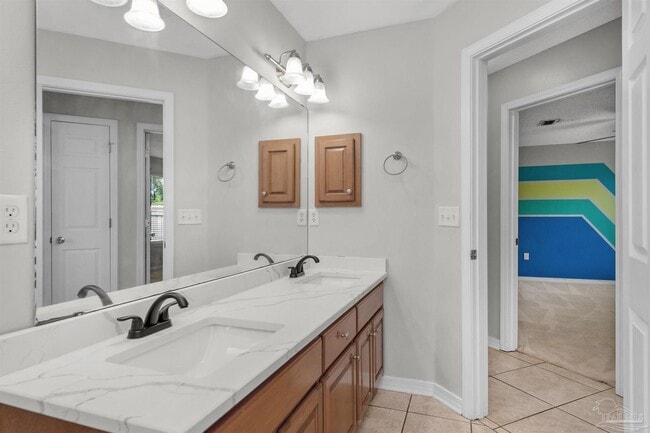 Building Photo - 2491 Parkridge Dr