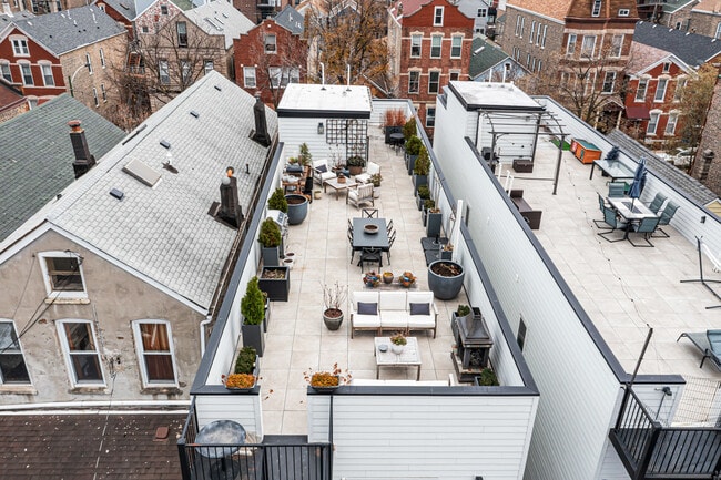 Building Photo - 1738 W 17th St