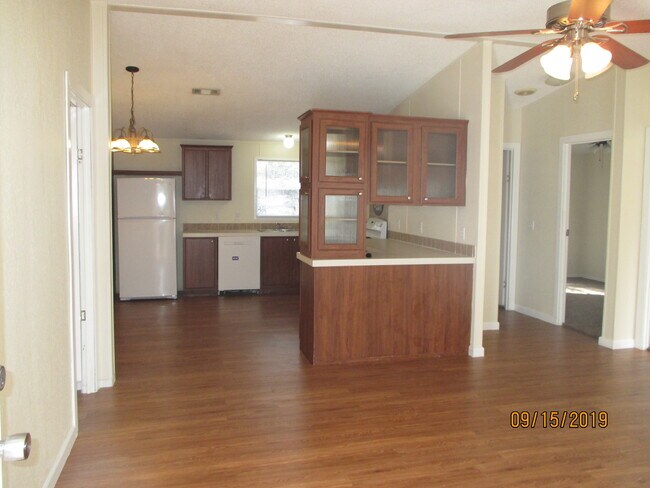 Primary Photo - 6611 Chimney Rock