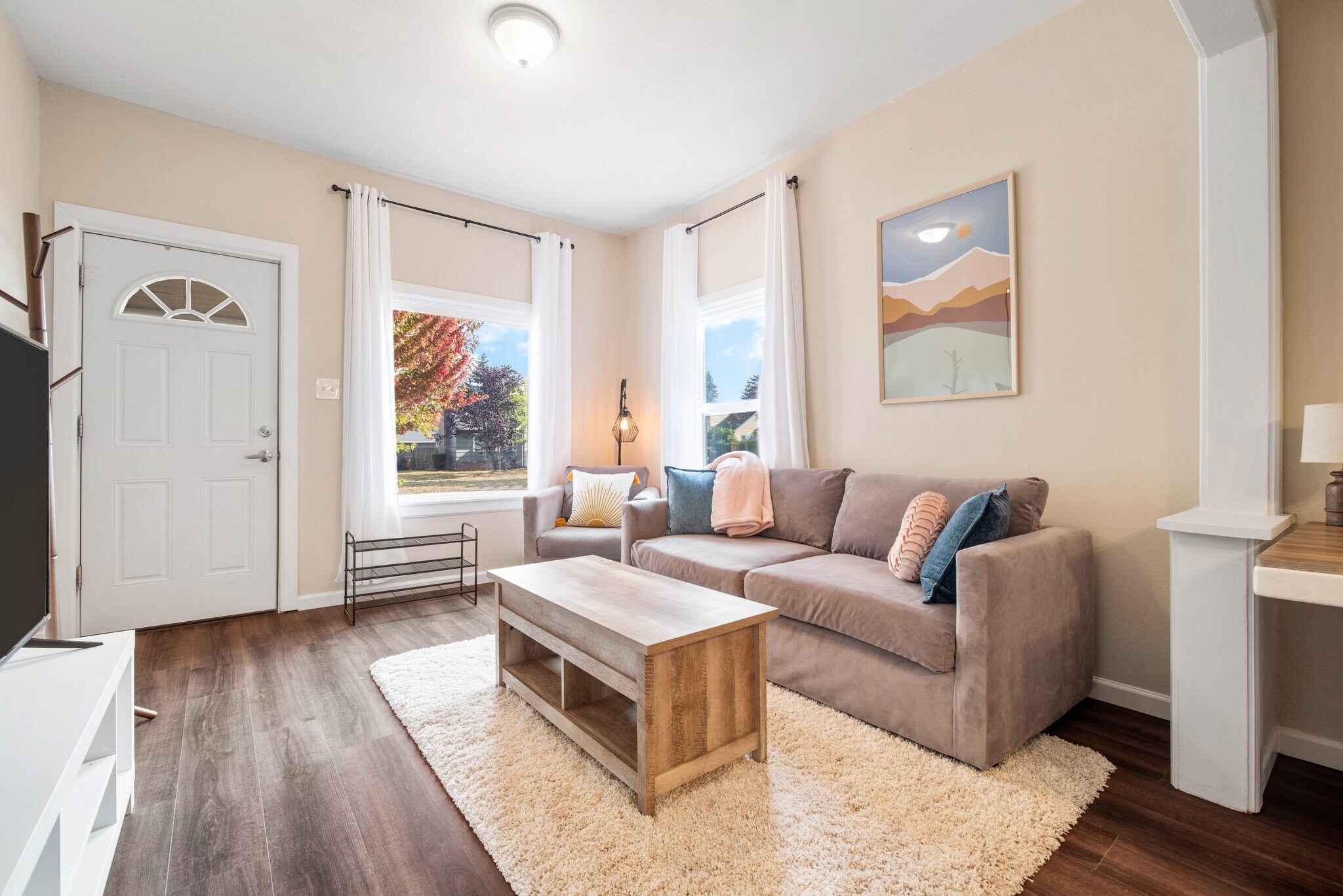 Building Photo - 4116 S Thompson Ave