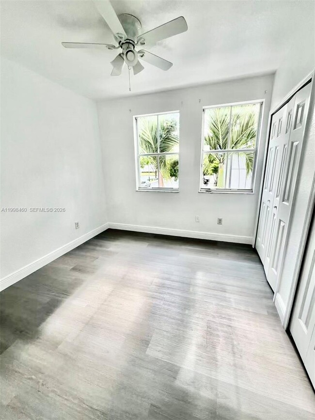 Building Photo - 3991 SW 155th Ave