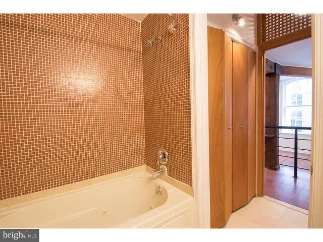 Building Photo - 12 S Letitia St