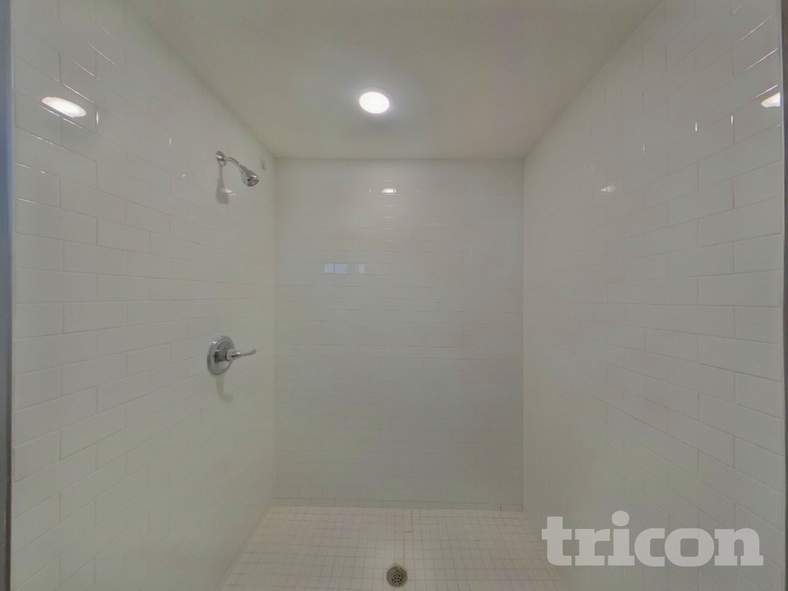 Building Photo - 355 43rd Ave N