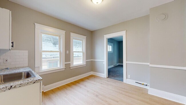Building Photo - 3465 W 56th St