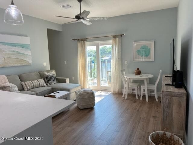 Building Photo - 833 Paddleboard Ct