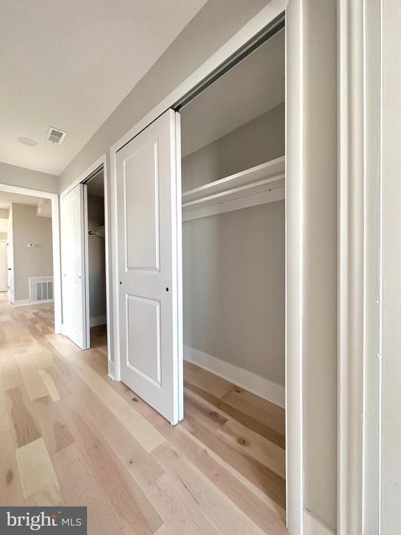 Building Photo - 1501 S 12th St