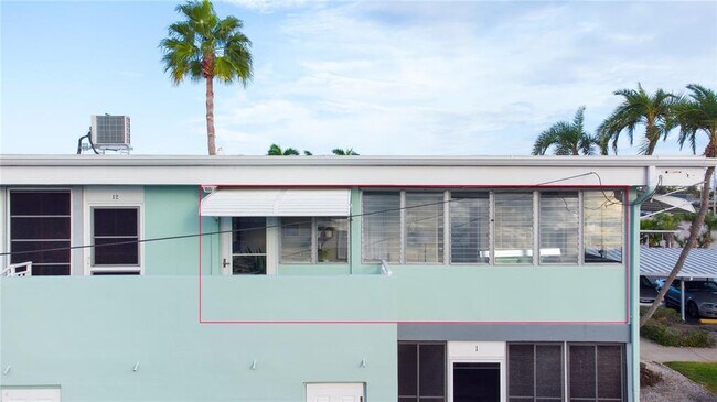 Building Photo - 1840 Shore Dr S
