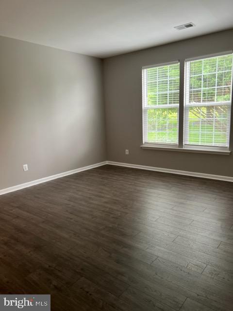 Building Photo - 16919 Four Seasons Dr