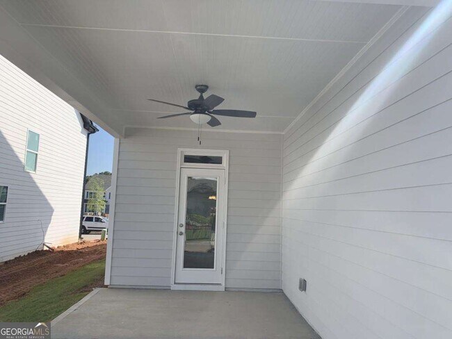 Building Photo - 5203 Addison St