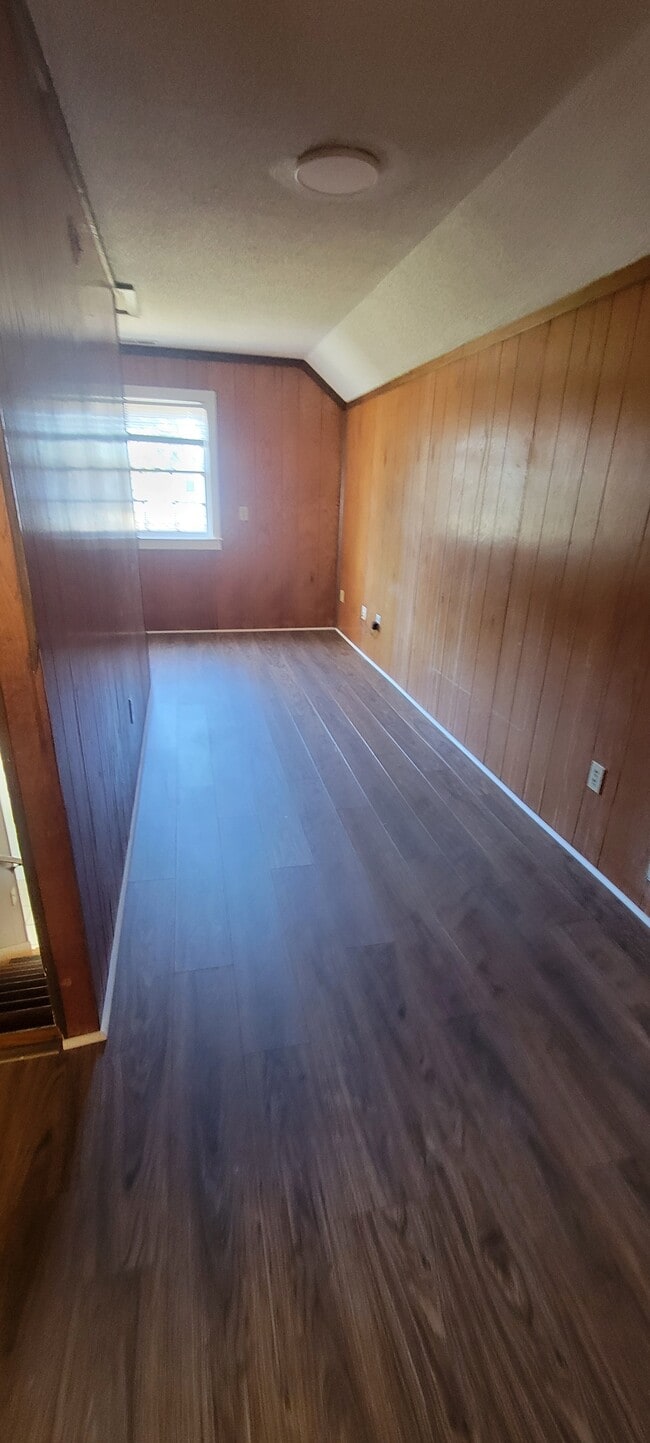 Building Photo - 5426 Sidbury Rd