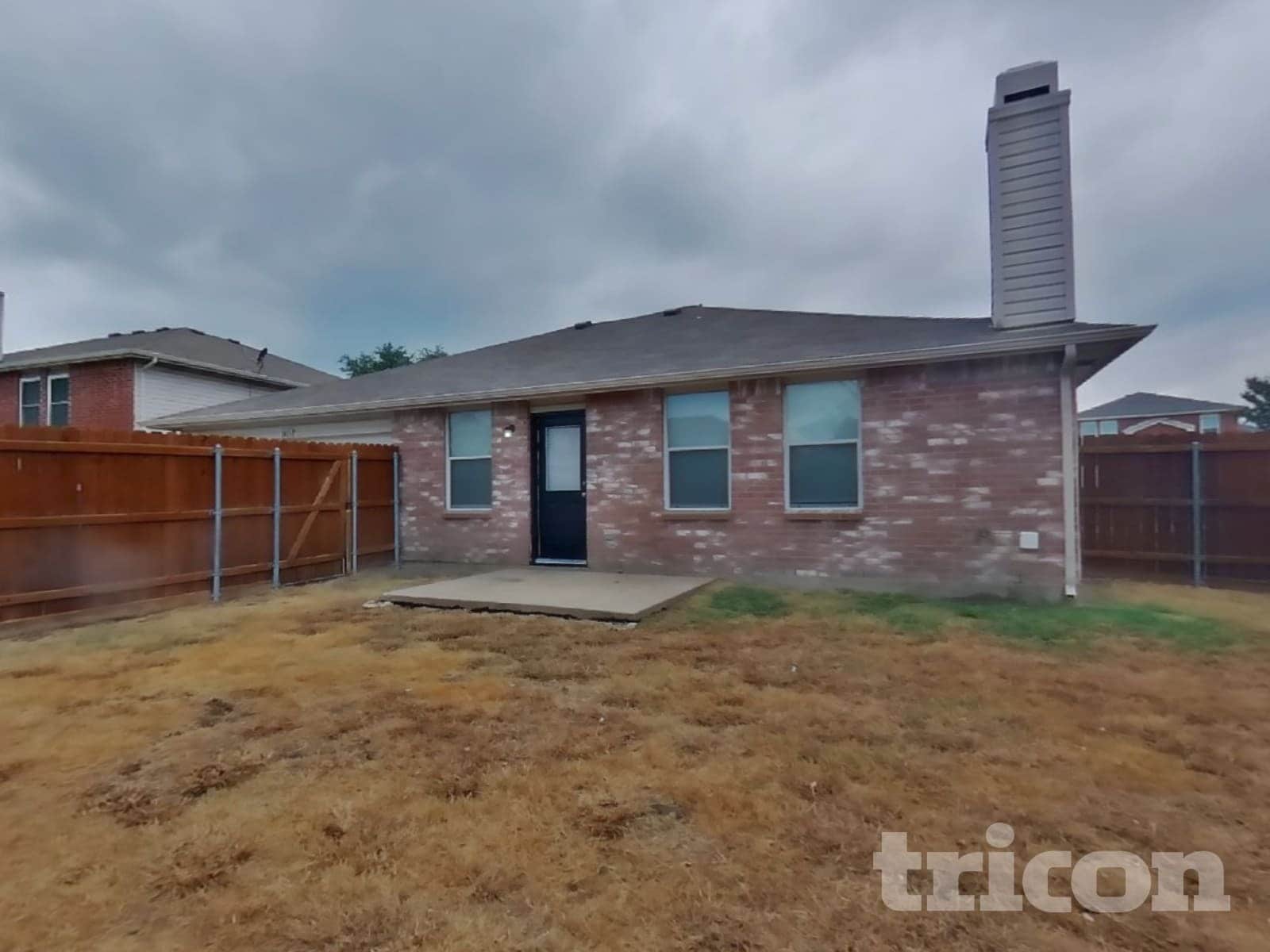 Building Photo - 1415 Lochspring Dr