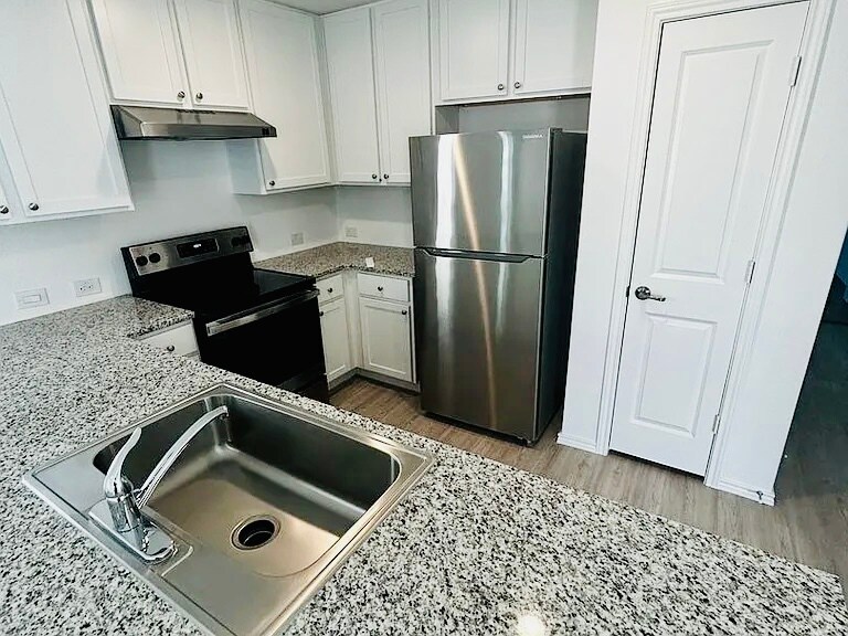 Building Photo - 1227 Art Wall Wy