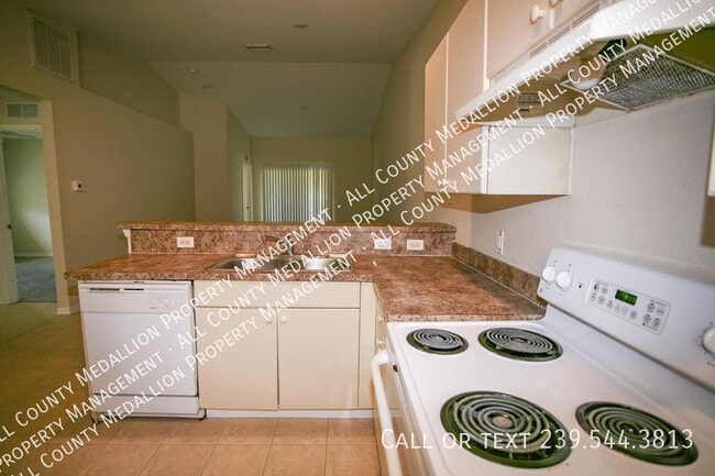 Building Photo - 4614 25th St SW