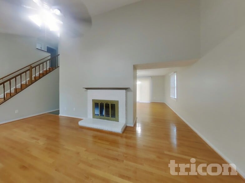 Building Photo - 2241 Old Bailey Ct