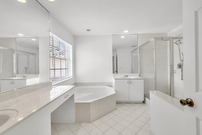 Building Photo - 10694 Wheelhouse Cir