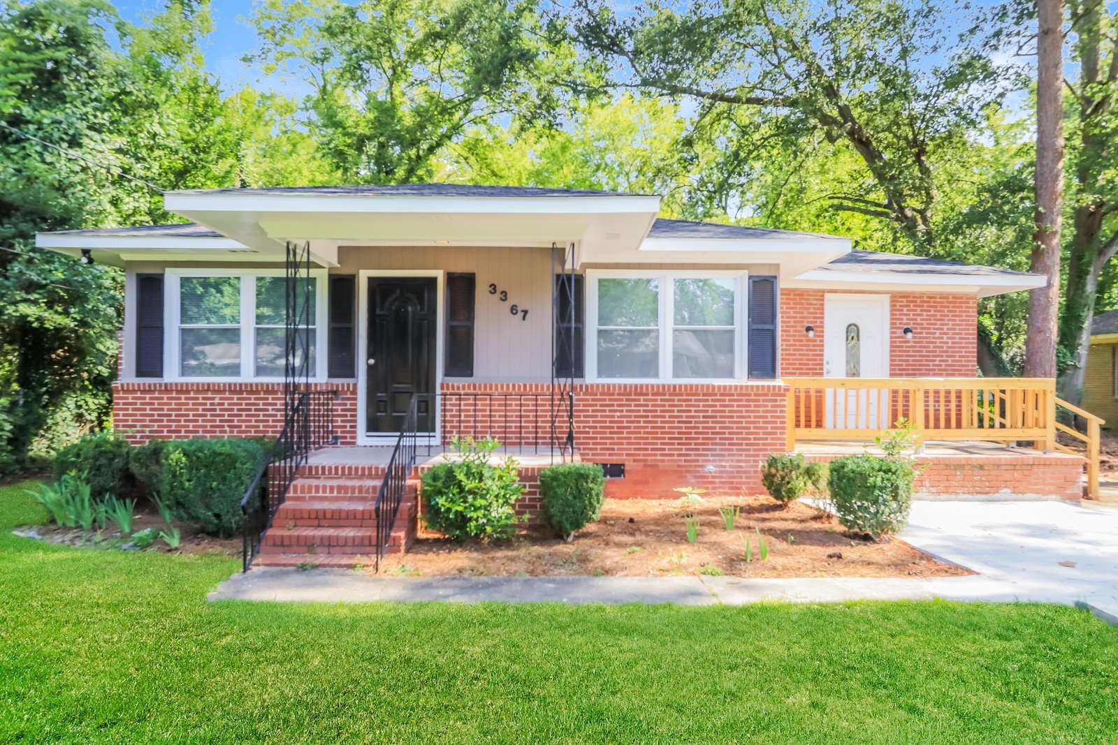 Building Photo - 3367 Arnwood Ave