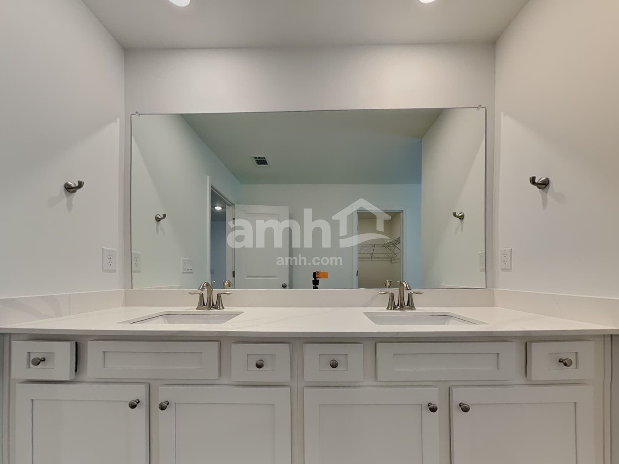 Building Photo - 511 Hickory Pointe Rd