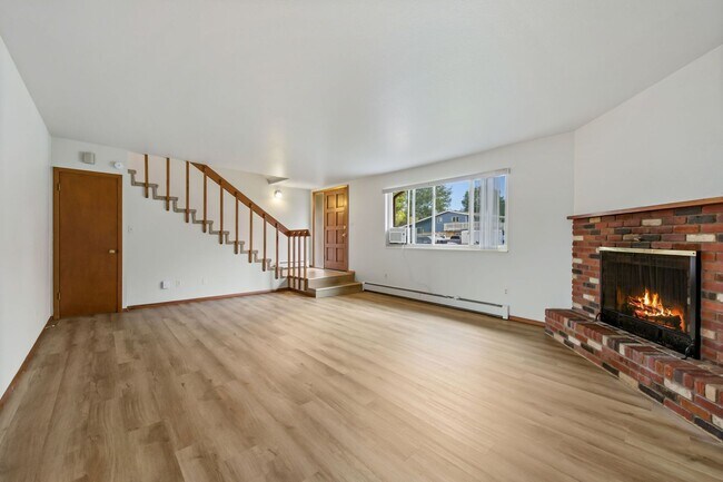 Building Photo - 745 Nyssa Dr