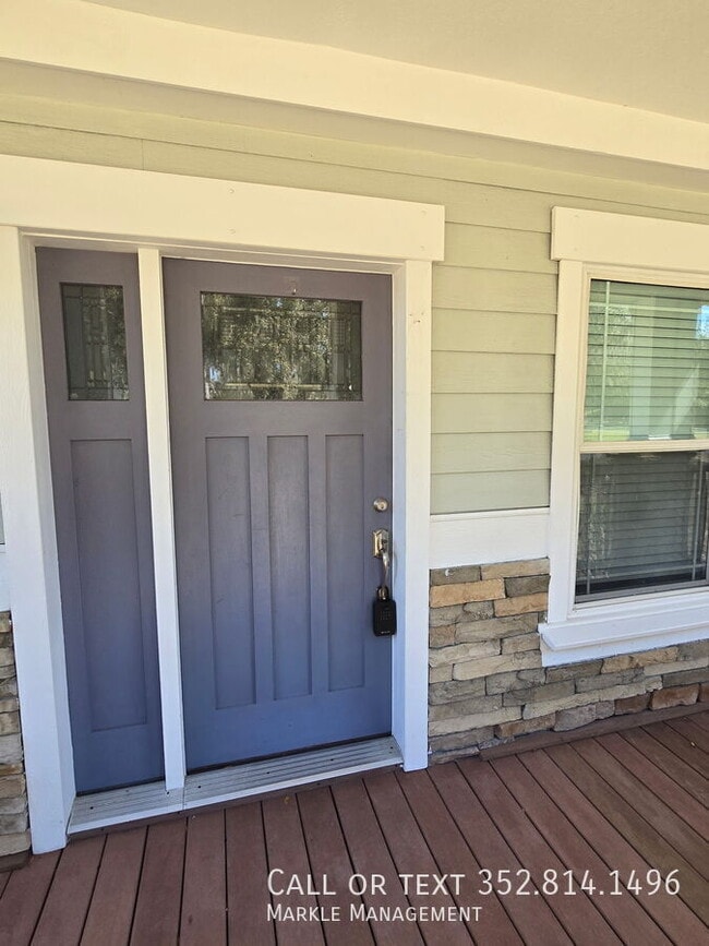 Building Photo - 200 S 11th St