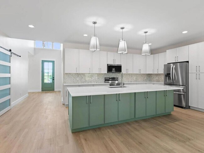 Building Photo - Beautiful New Construction Home-Long Term Rental