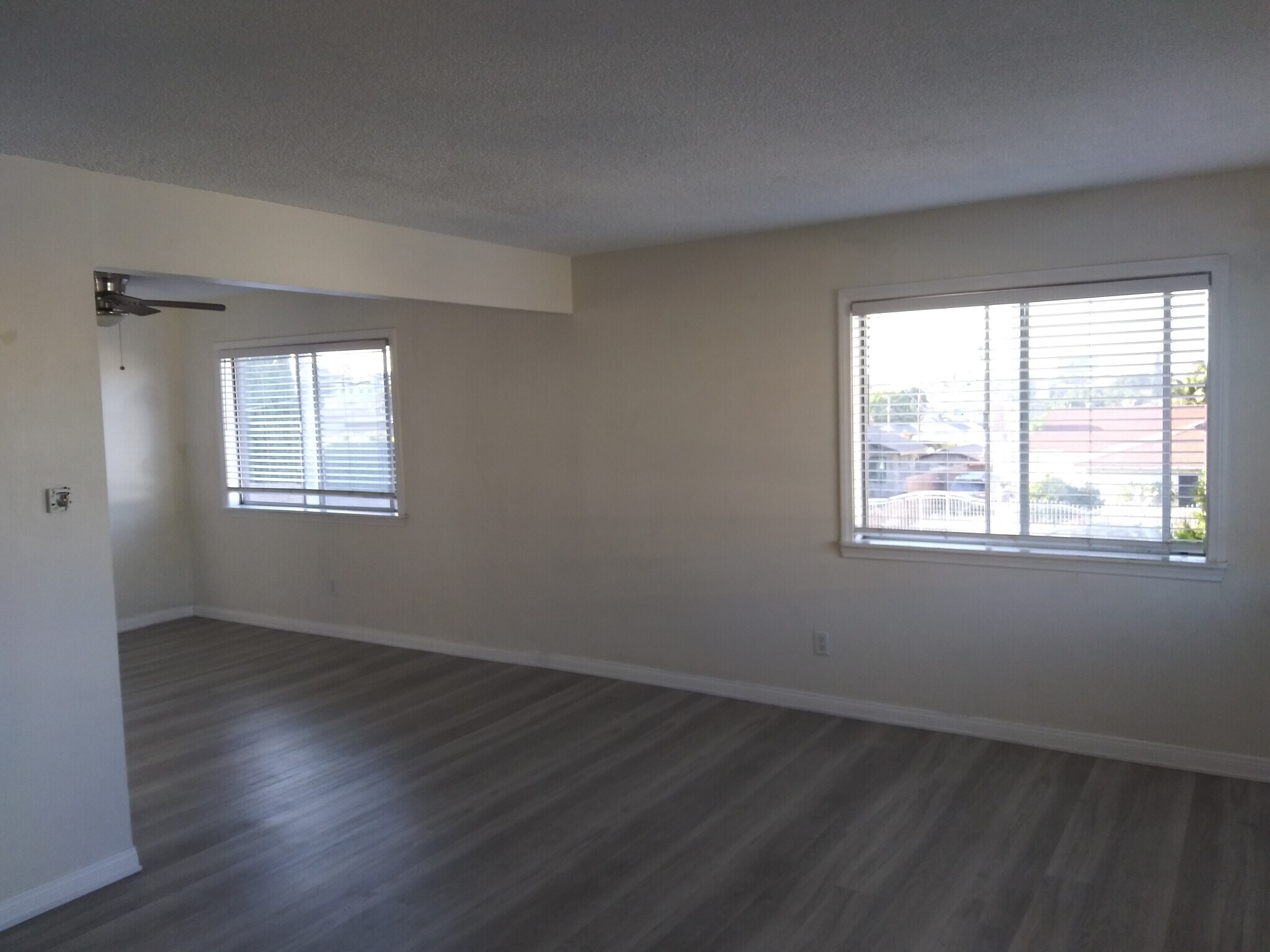 Living to Dining Room - 1608 260th St