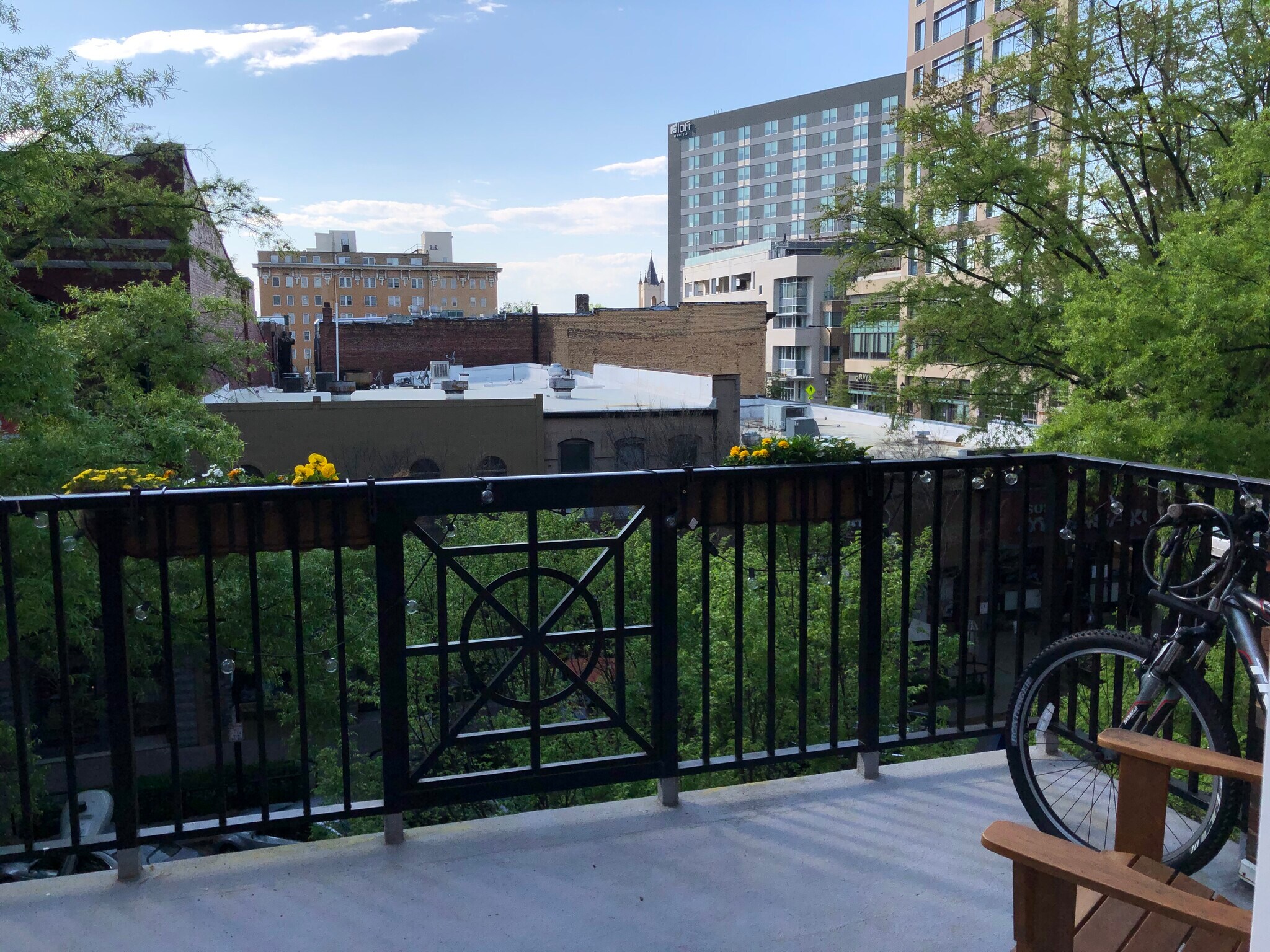 Balcony - 10 E Washington St