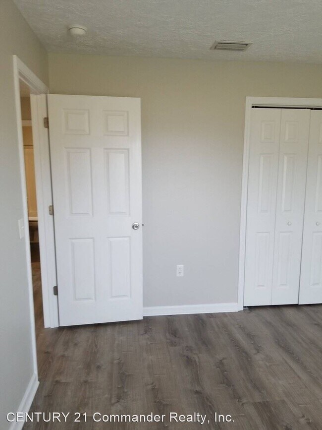 Building Photo - 4 br, 2 bath House - 2915 Cedars Crossing