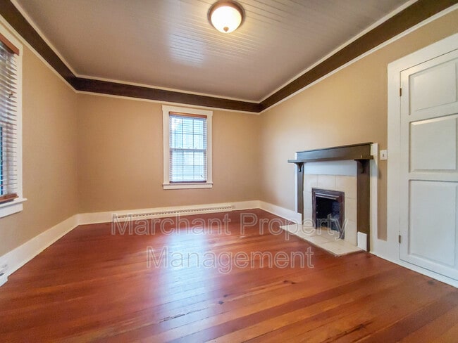 Building Photo - 38 Keowee Ave