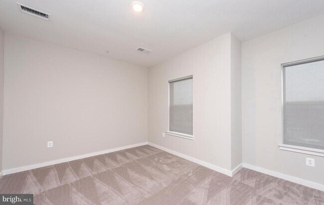 Building Photo - 3307 Demirel Way