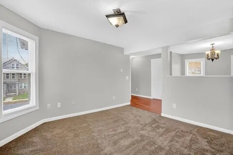 Building Photo - 528 Broadway St