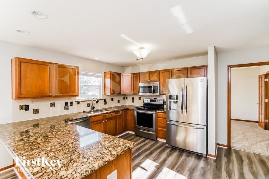 Building Photo - 4503 W Easy St