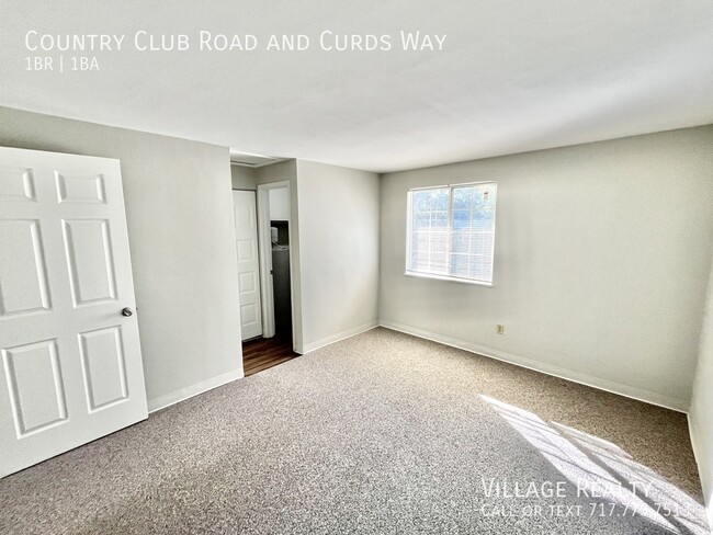 Building Photo - Newly-Remodeled 1-bed in small building wi...