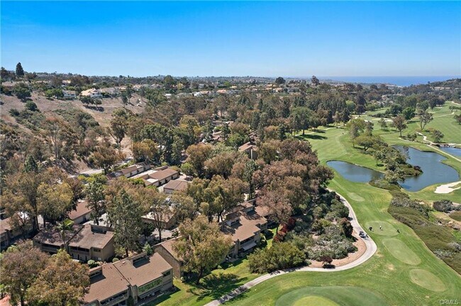Building Photo - Beautifully Upgraded Single-Level Condo on...