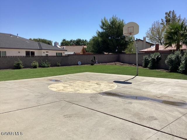 Building Photo - 540 Fairway Dr