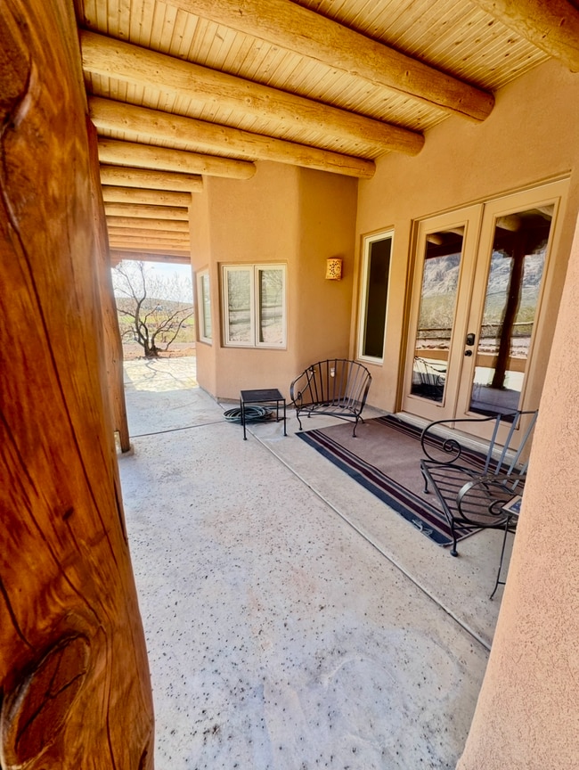 Building Photo - 3369 S 1100 W