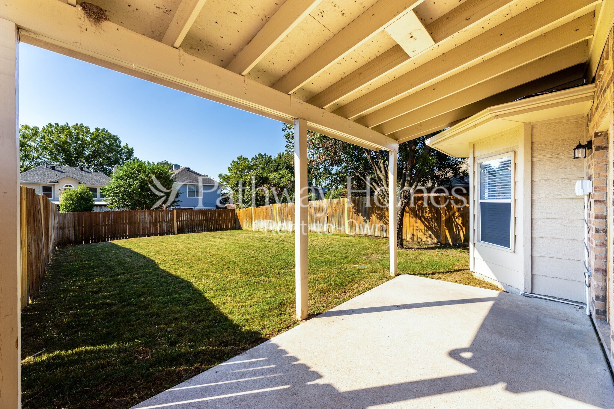 Building Photo - 629 Teakwood Dr