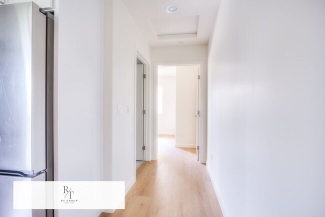 Building Photo - 2 Bed | 2 Bath | Alhambra School District