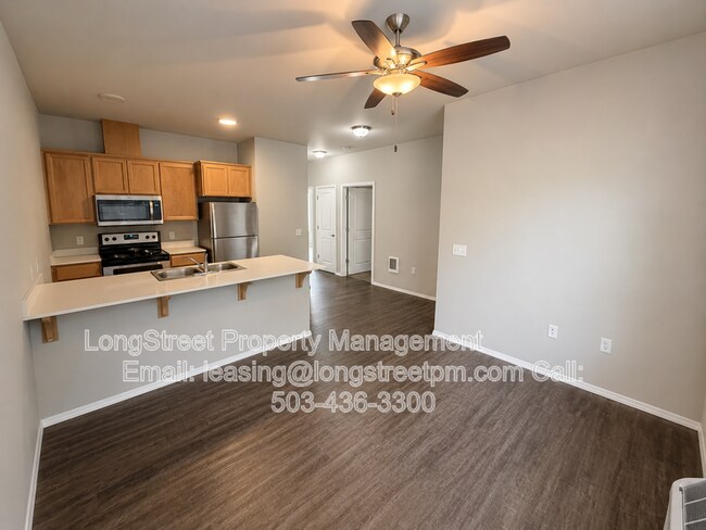 Building Photo - 3655 Pleasant View Dr NE